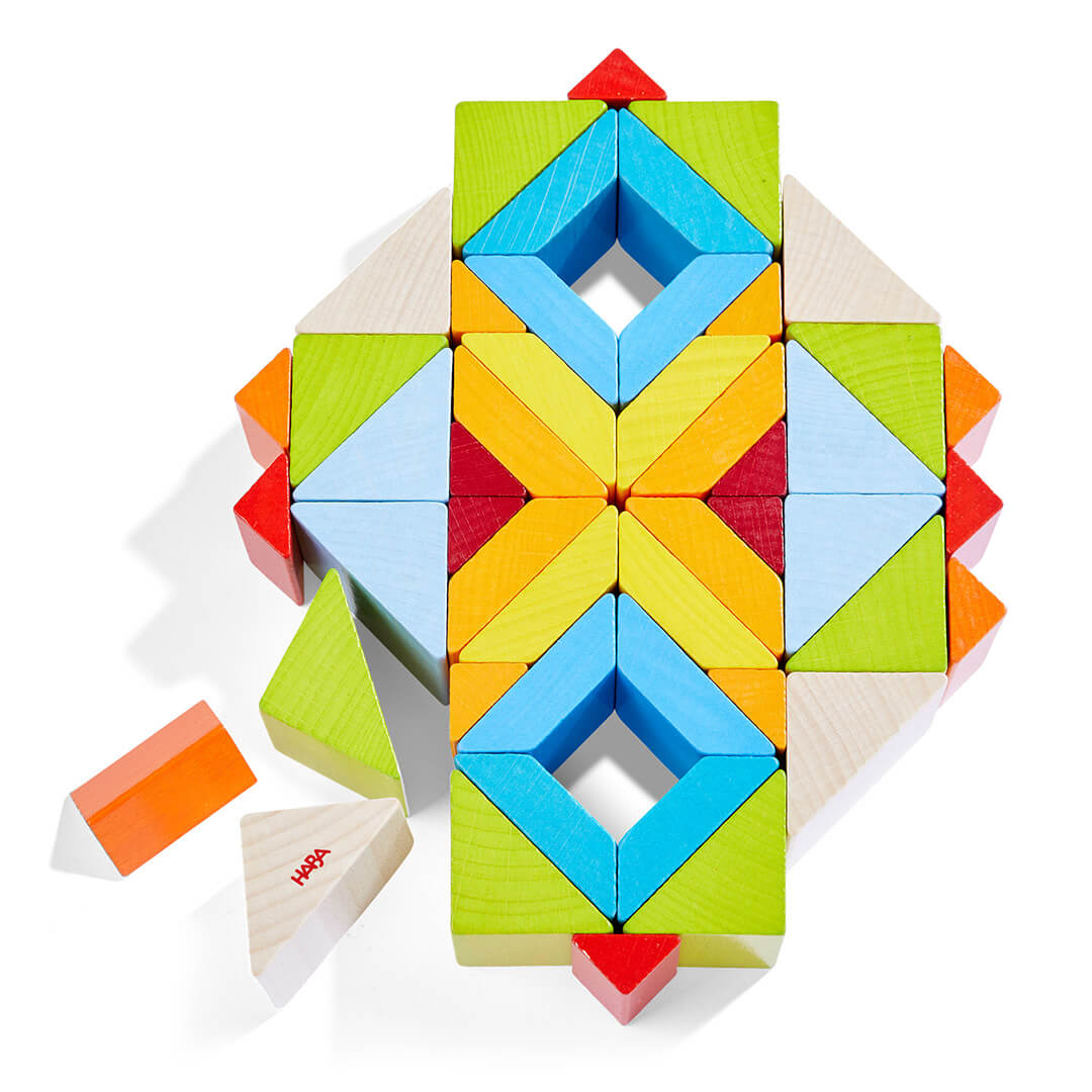 3D Wooden Mosaic Arranging Game